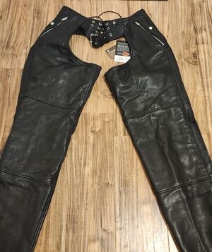 First Classics "Patriot" Black Leather Motorcycle Chaps Unisex Sz L